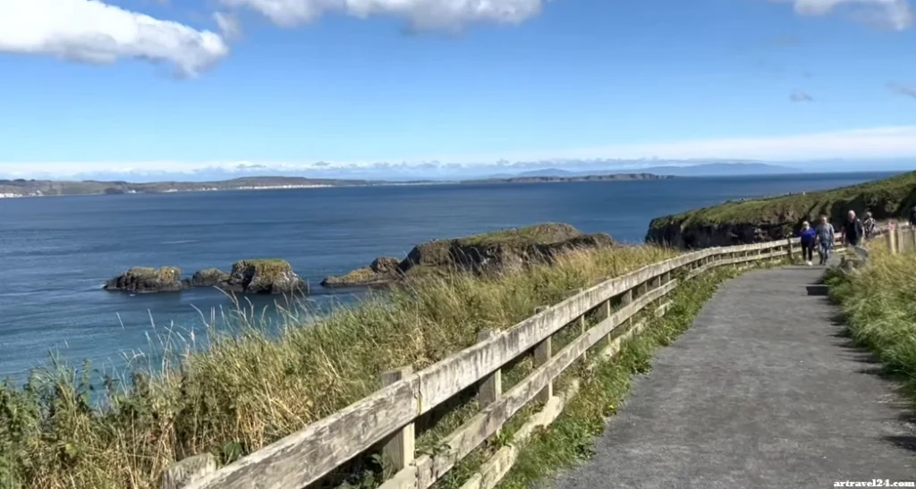 زيارة Carrick-a-Rede Rope Bridge