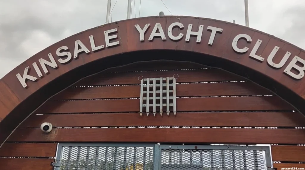 زيارة المدينة البحرية ‎Kinsale