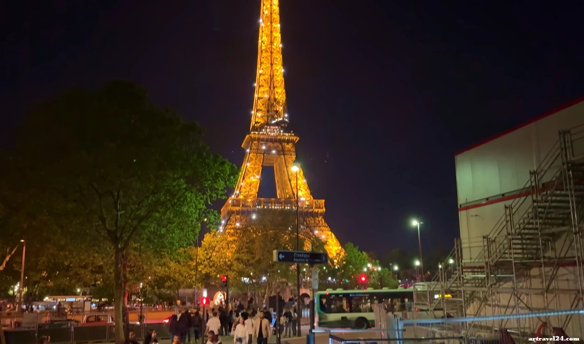 السياحة في مدينة باريس Paris