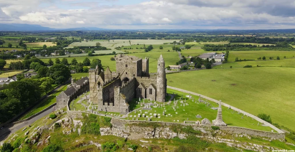 زيارة The Rock of Cashel